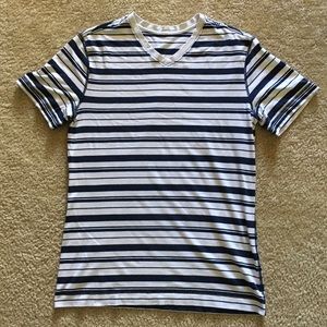 lululemon 5 Year Basic V-Neck in Navy Stripes